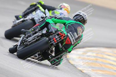 media/Dec-17-2022-SoCal Trackdays (Sat) [[224abd9271]]/Turn 10 Backside (120pm)/